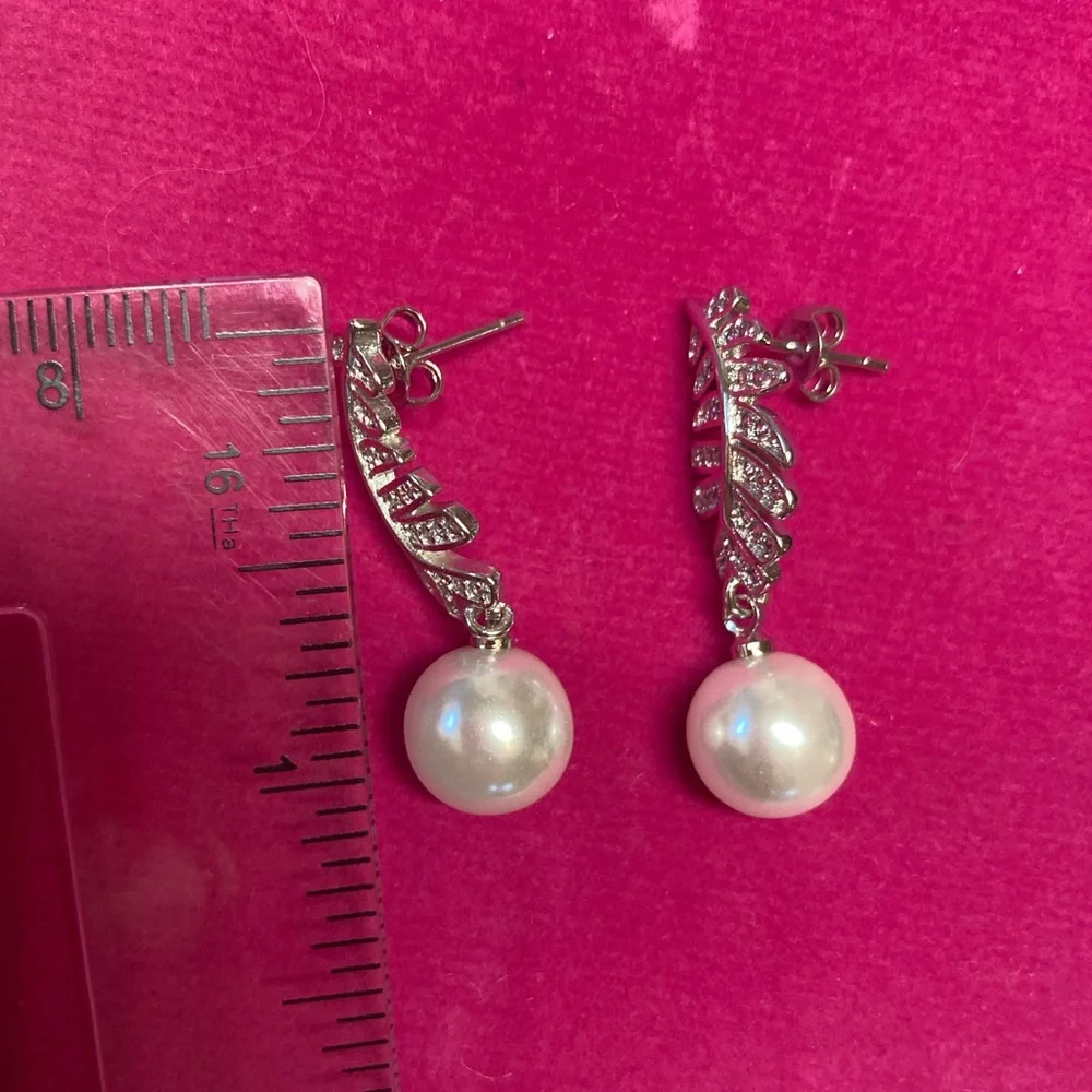 Sterling Silver 925 Leaves Pearl Earrings